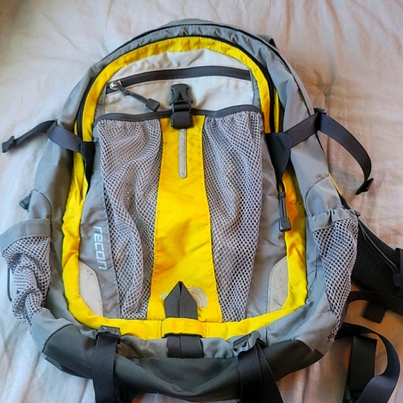 The North Face Recon Backpack Gray & Yellow